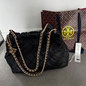 TORY BURCH FLEMING SOFT HOBO BAG